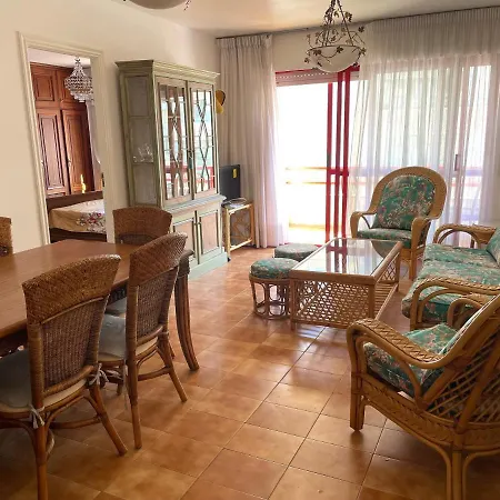 Апартаменти Apartamento Lamagon